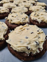 Load image into Gallery viewer, Stuffed Cookies