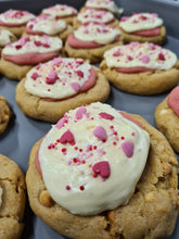 Load image into Gallery viewer, Stuffed Cookies Selection Box