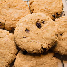 Load image into Gallery viewer, Cinnamon Raisin Cookie