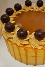 Load image into Gallery viewer, Salted Caramel Cake