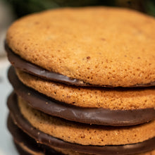 Load image into Gallery viewer, Elisenlebkuchen &quot;Glazed Lebkuchen Rounds&quot;
